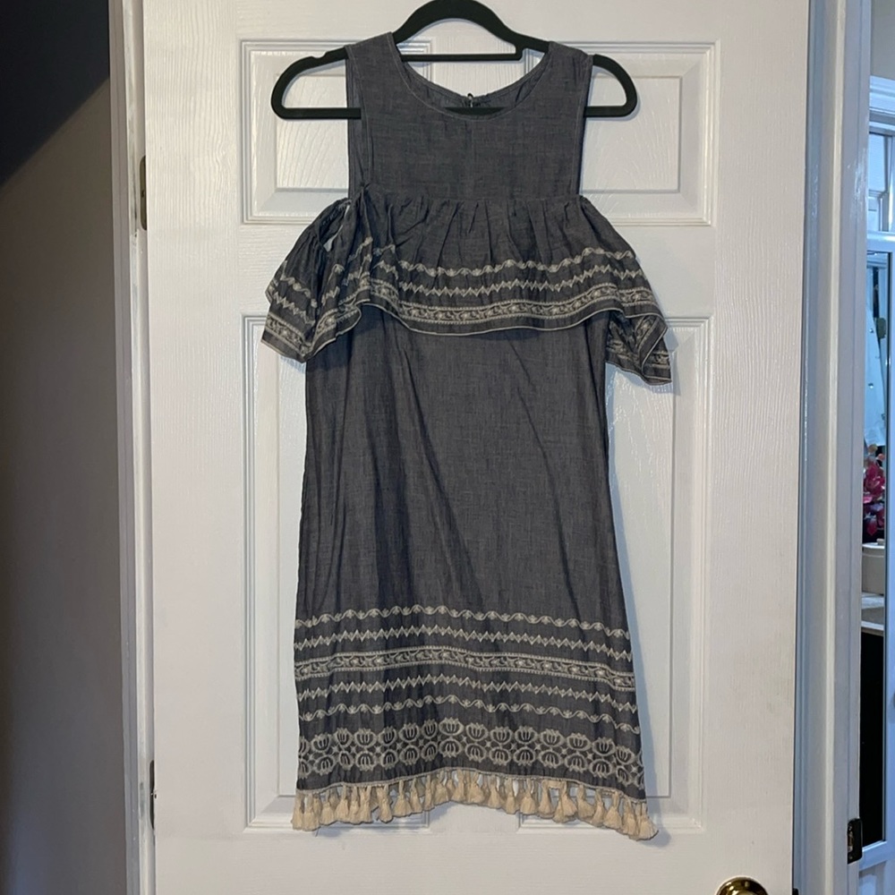 NWT Francesca’s | Off the shoulder Chambray Dress | Size XS